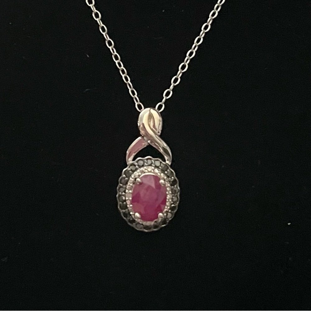 JTV Silver Necklace with Pink Gemstone Pendant
